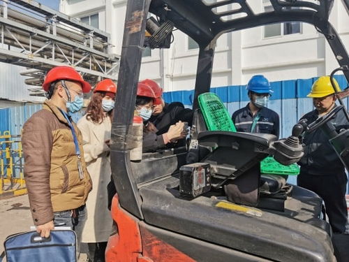 廣漢現(xiàn)場(chǎng)教學(xué)鍛造基層特種設(shè)備安全監(jiān)察精兵